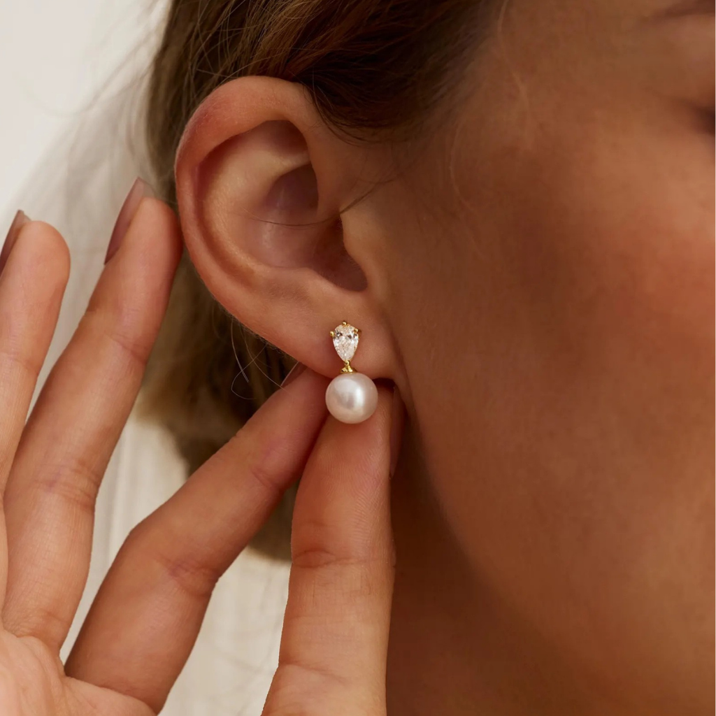 Natural Freshwater Pearl Tear Drop Earrings