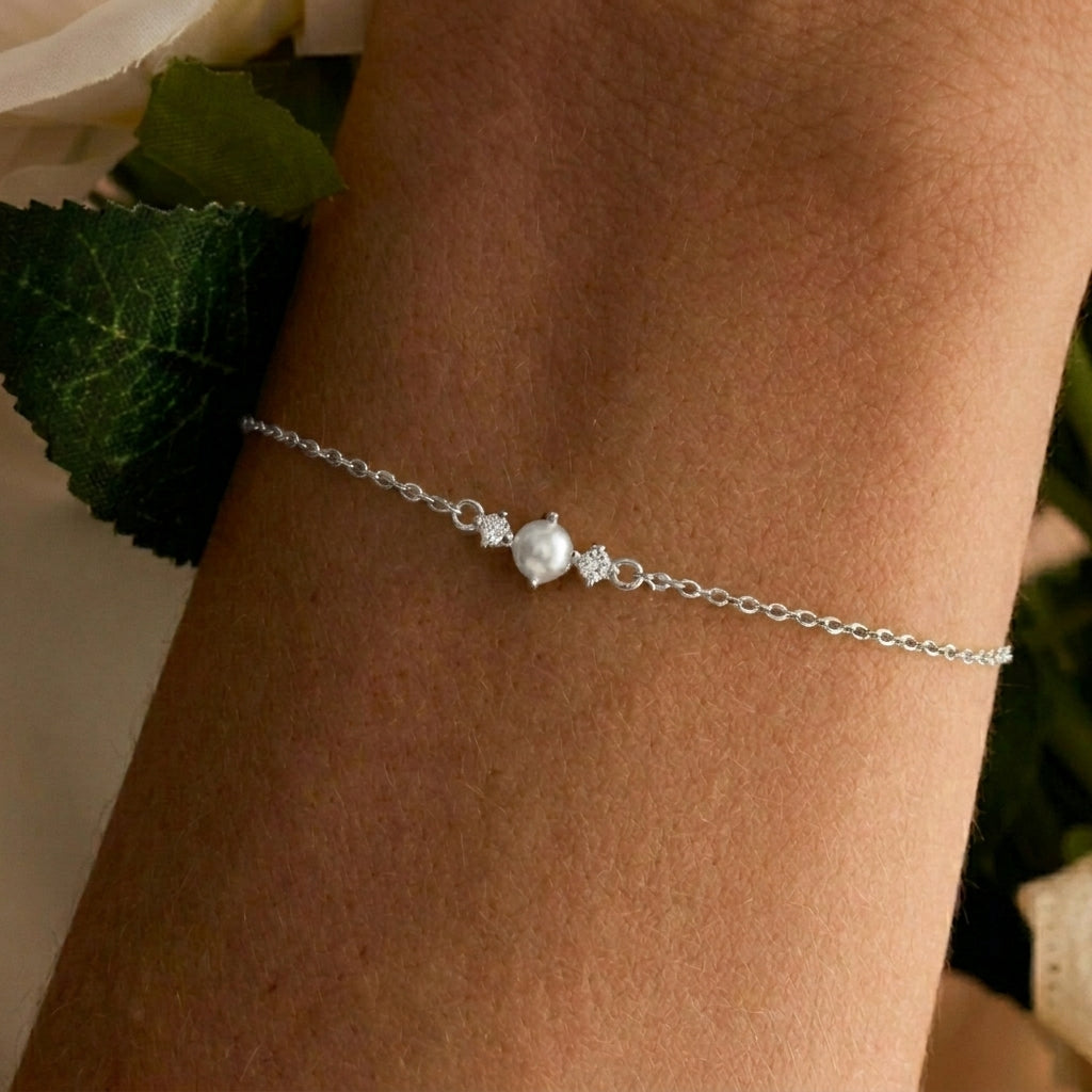 Freshwater Pearl Bracelet with CZ Diamonds