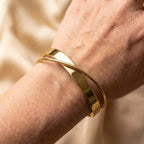 Classic Golden Bracelet