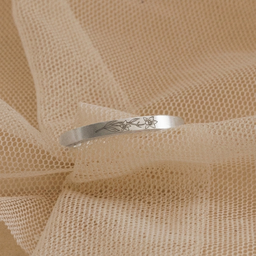 Thin Engraved Floral Silver colored Ring