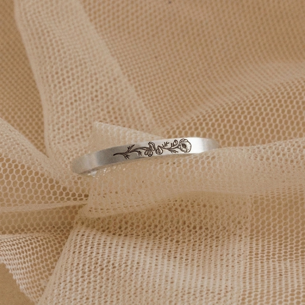 Thin Engraved Floral Silver colored Ring