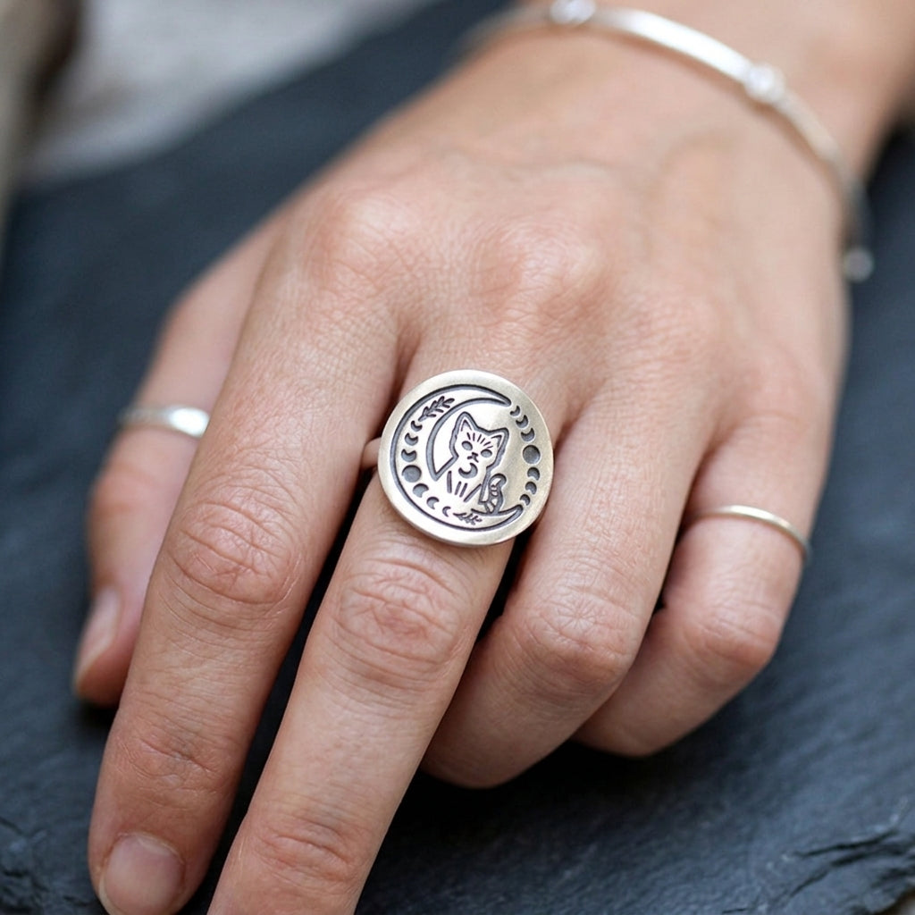 Sterling Silver Cat Moon Ring
