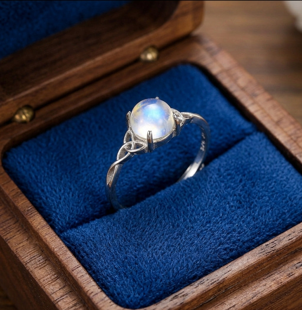 Celtic Knot Moonstone Ring