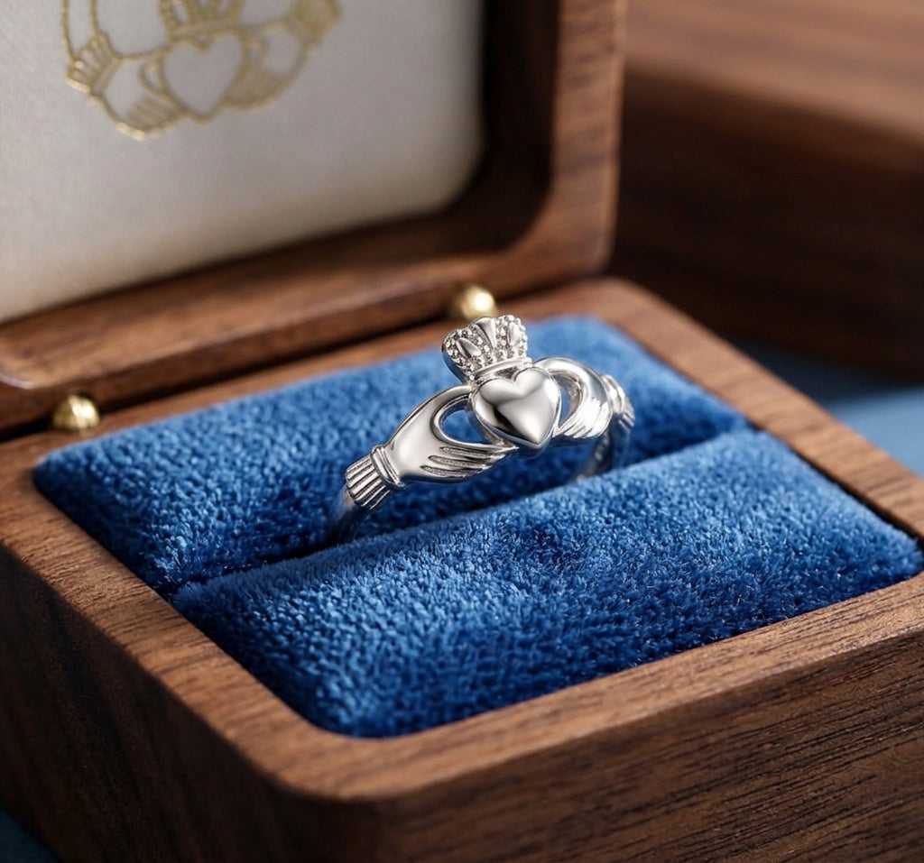 Sterling Silver Claddagh Ring