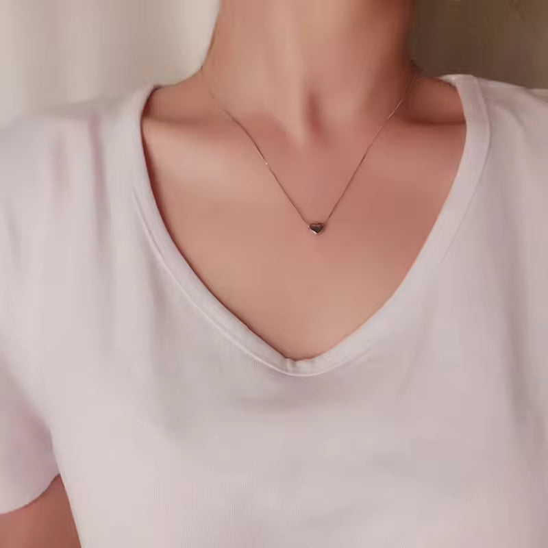 Minimalist Heart Pendant Necklace