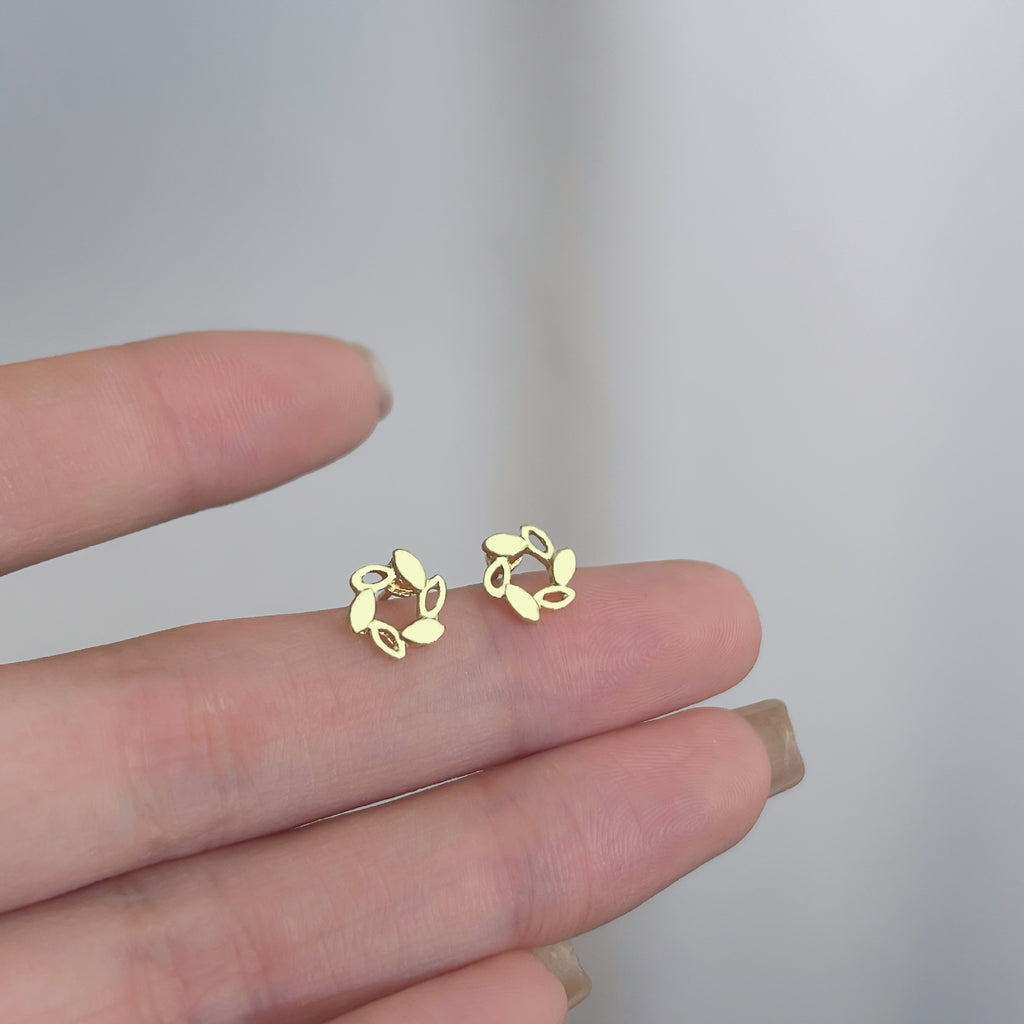 Classic Silver Earring with Timeless Appeal