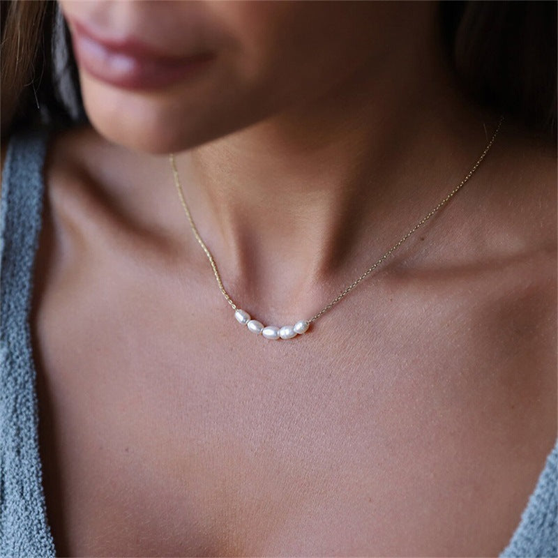 Classic Gold Necklace with Timeless Appeal