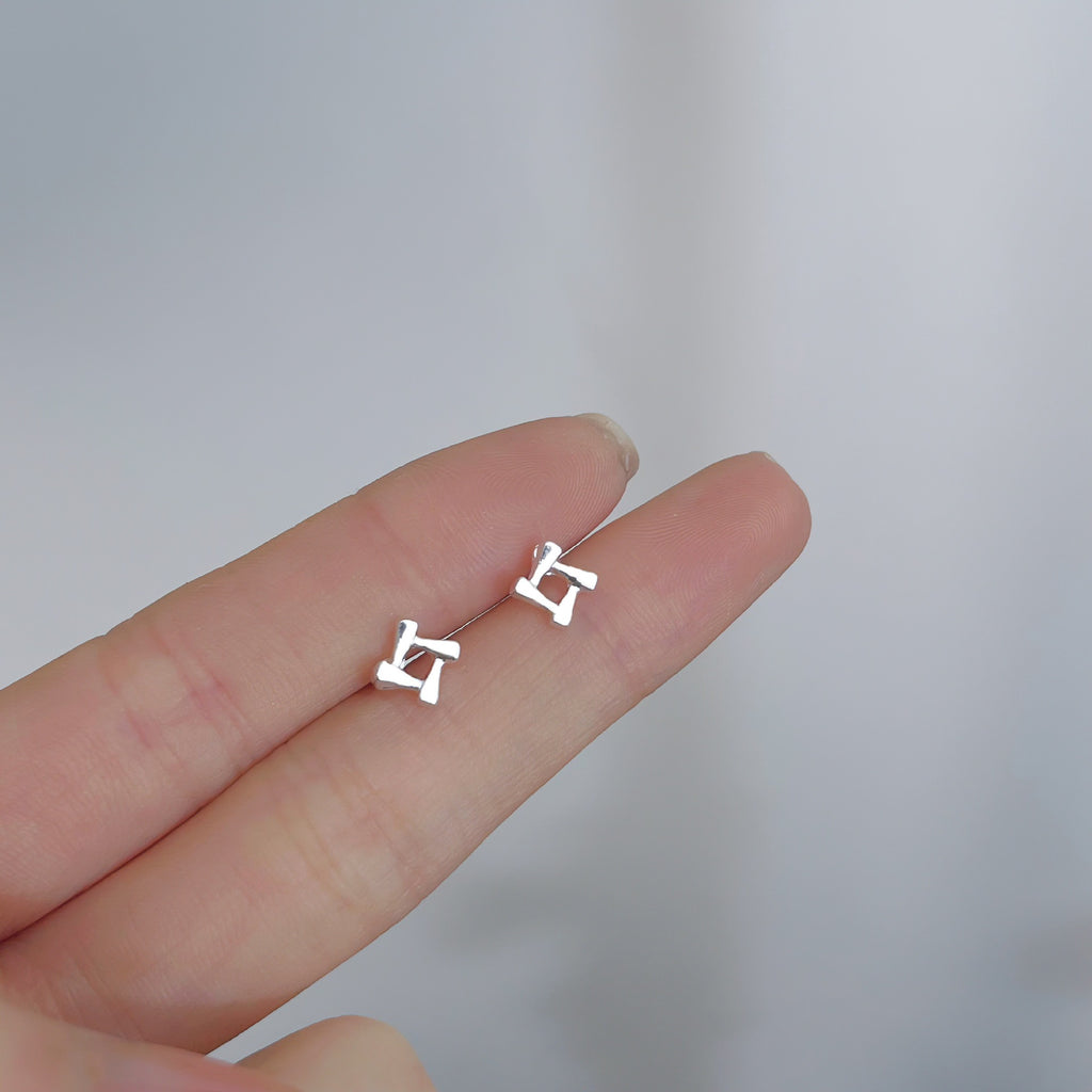 Classic Silver Earring with Timeless Appeal