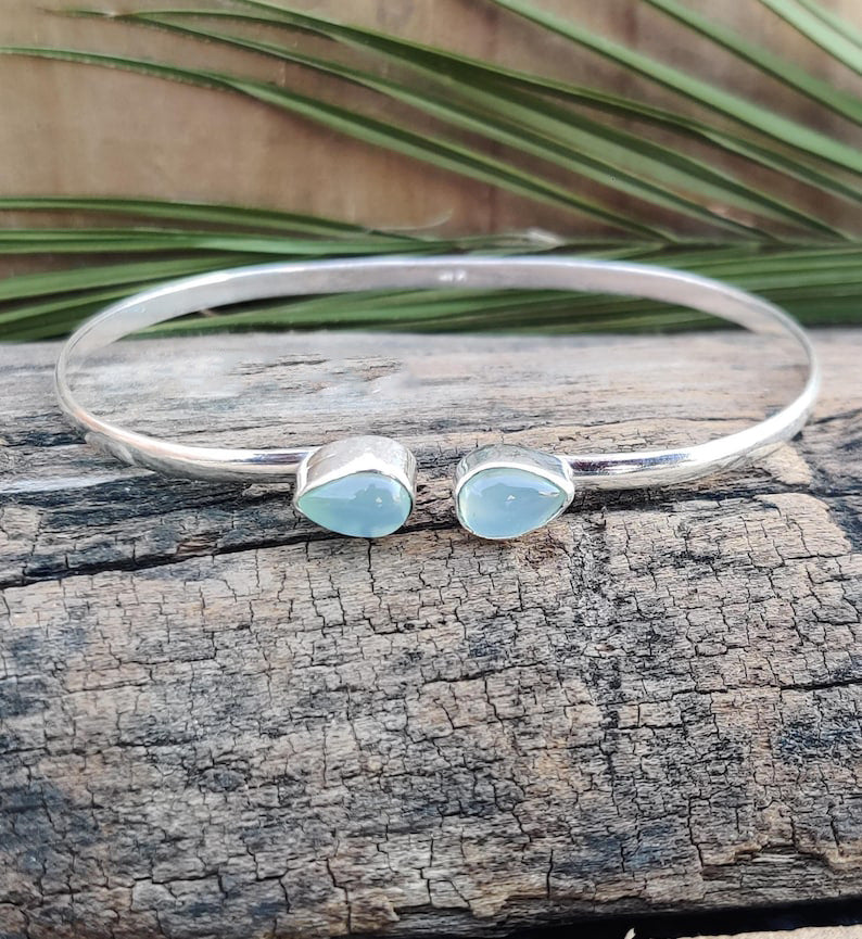 Beautiful Bracelet with Unique Style