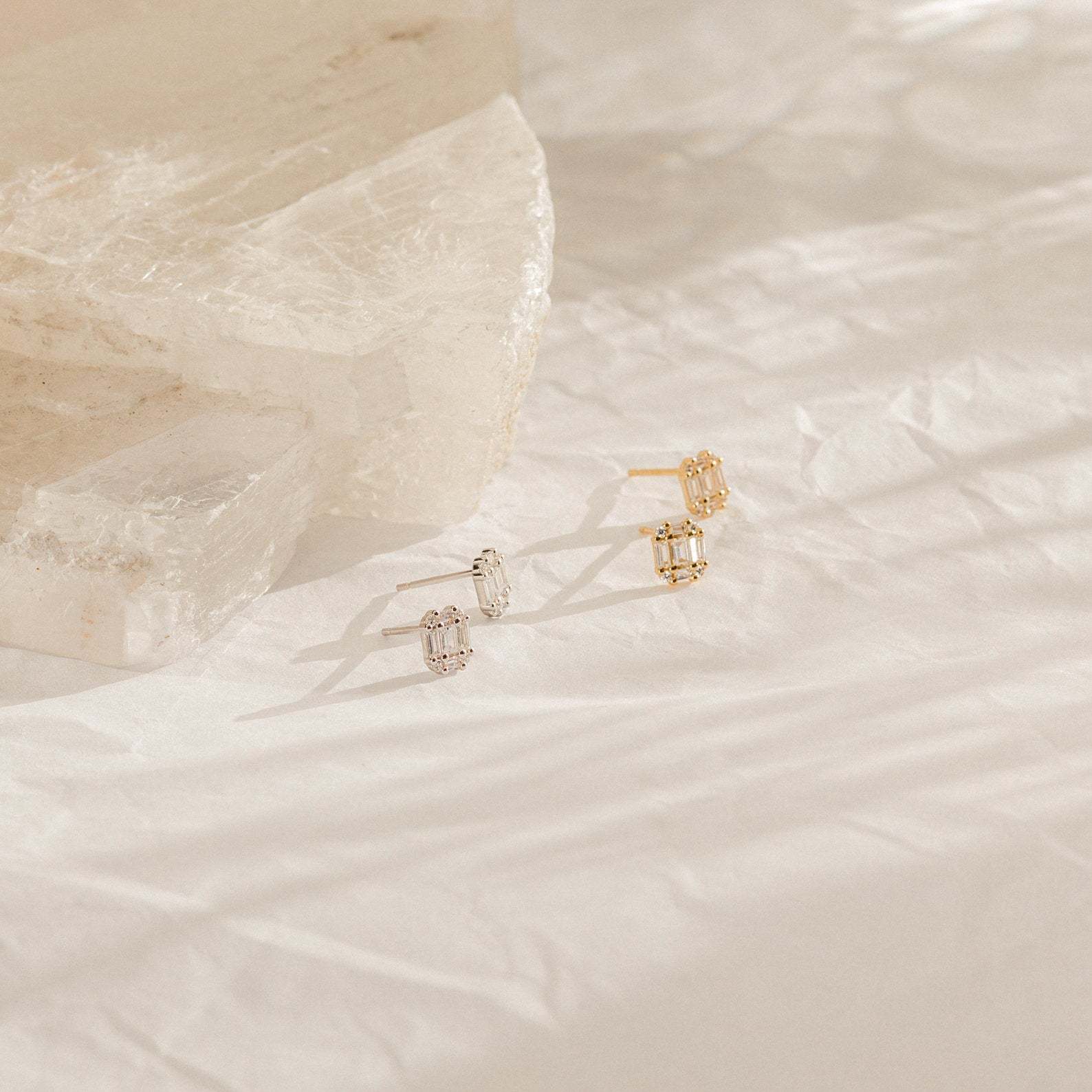 Romantic Silver Earring for Special Moments