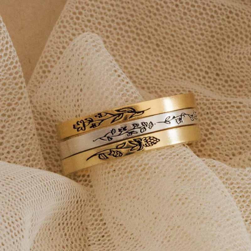 Classic Silver Ring with Timeless Appeal