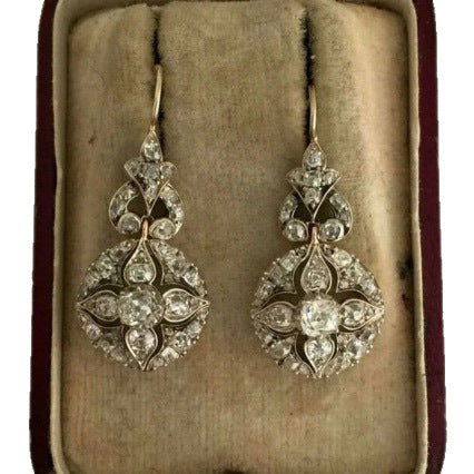 Elegant Artisan Earring