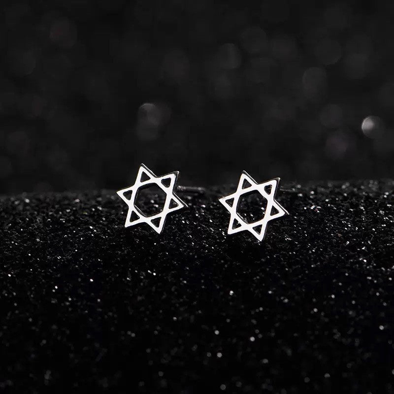 Classic Silver Earring with Timeless Appeal