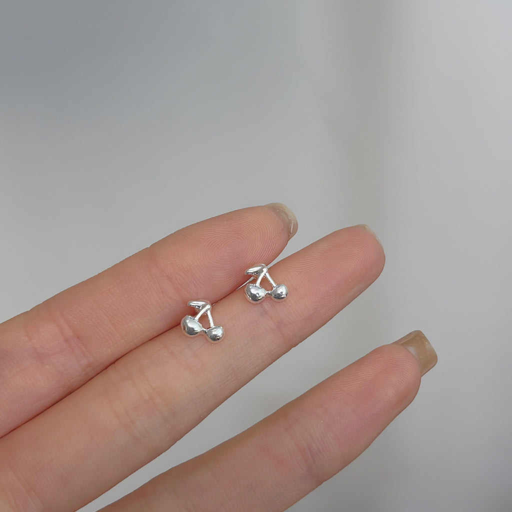 Classic Silver Earring with Timeless Appeal