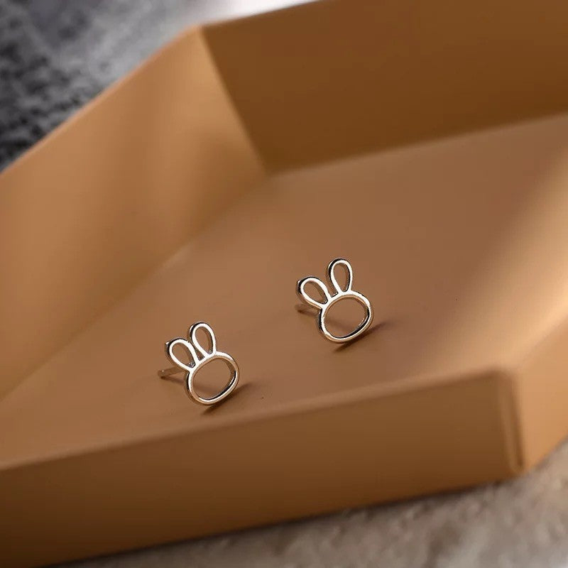 Classic Silver Earring with Timeless Appeal