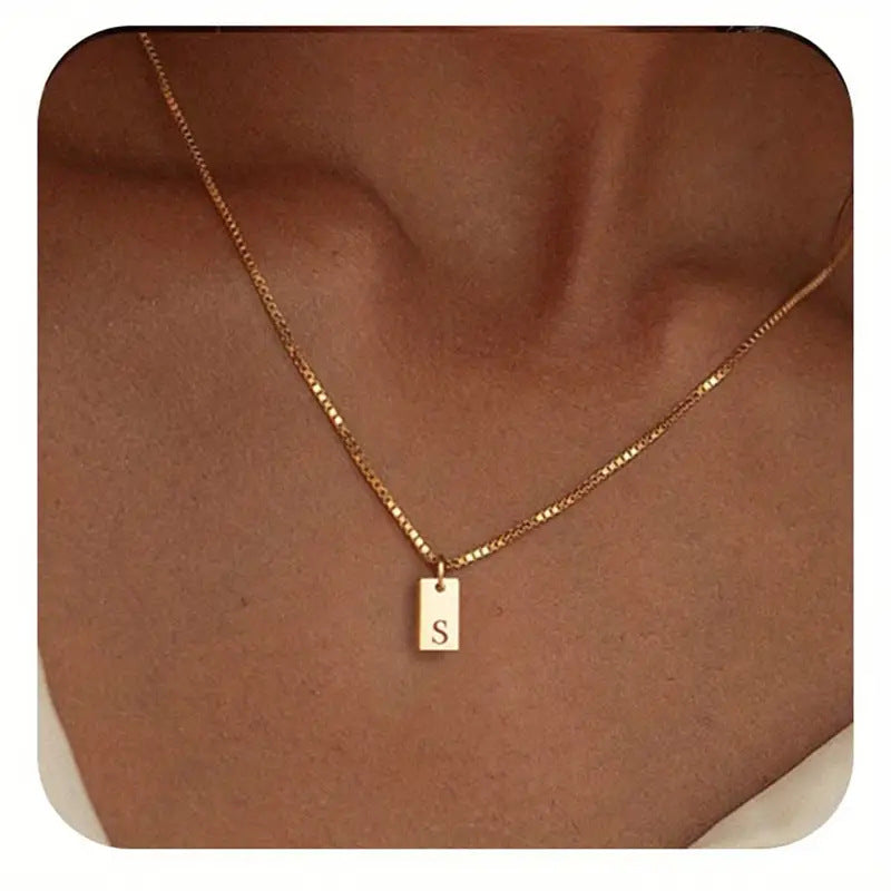 Classic Gold Necklace with Timeless Appeal
