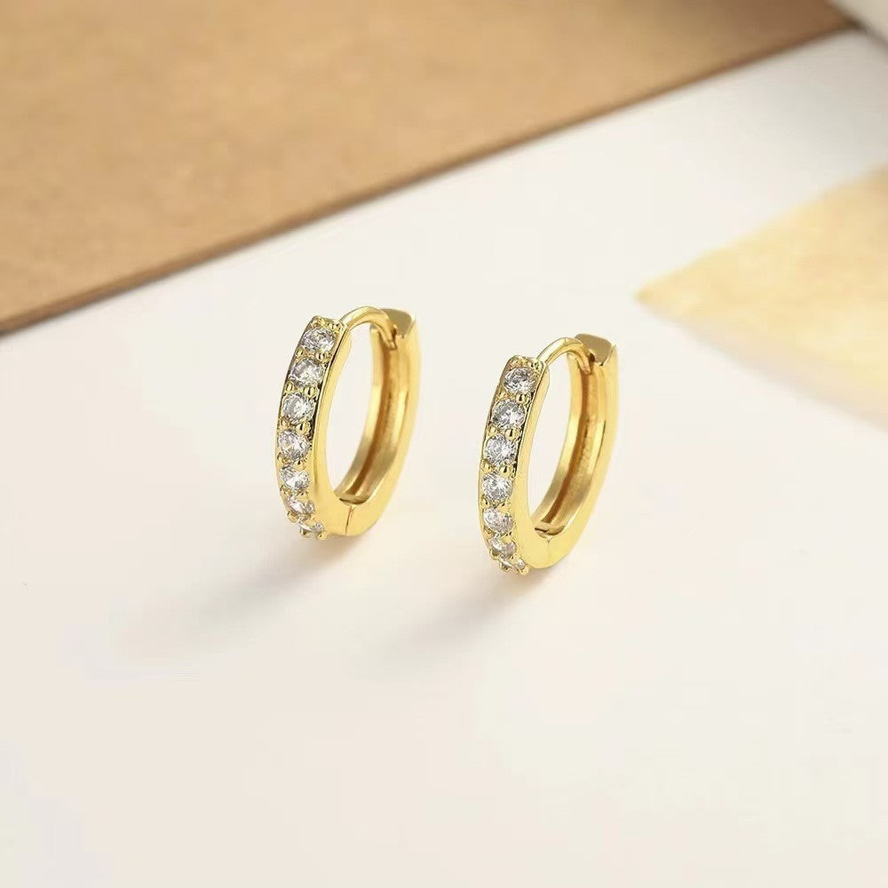 Charming Earring for Any Occasion