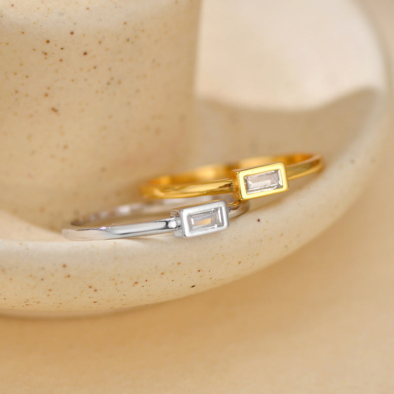 Romantic Gold Ring for Special Moments