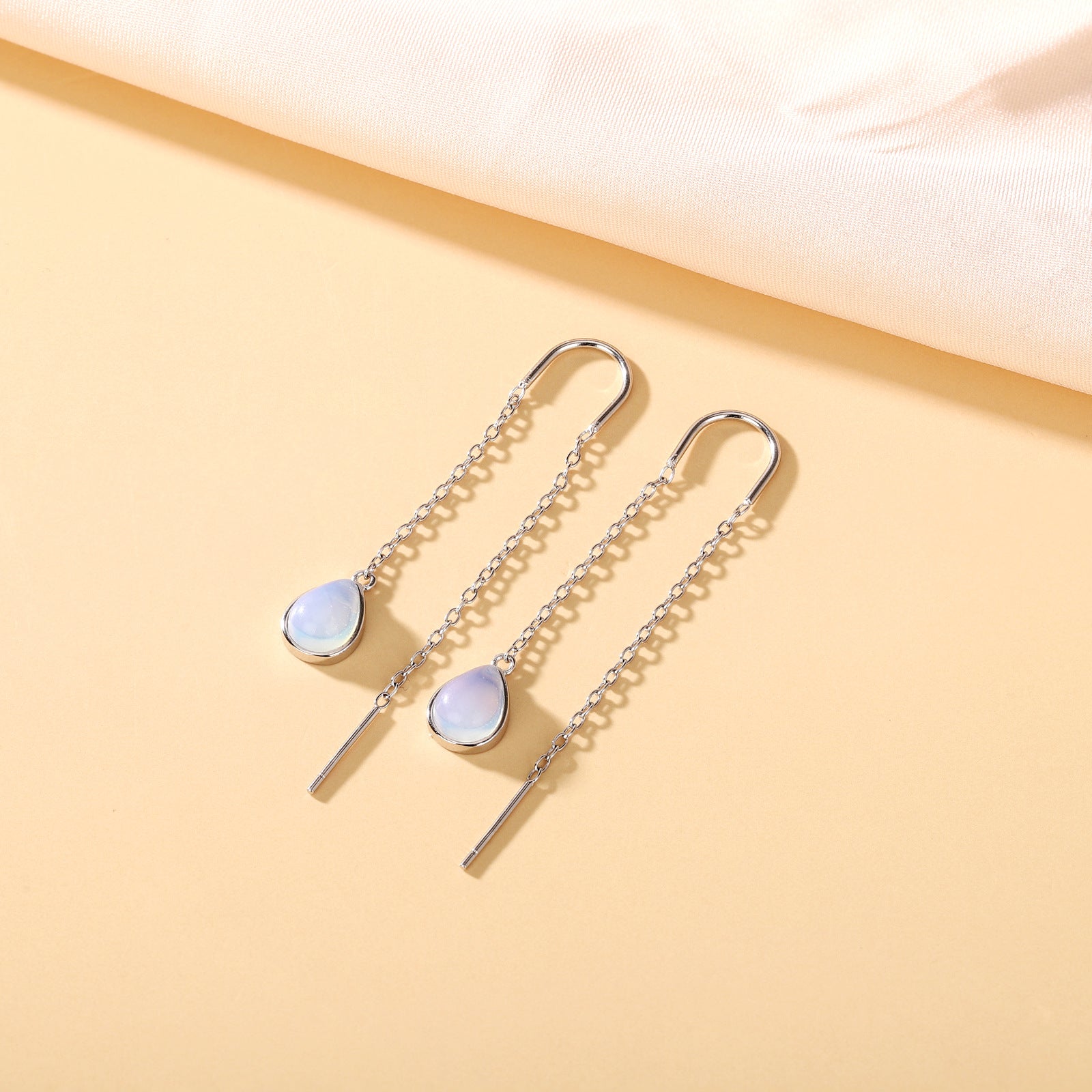 Sterling Silver Aurora Moonstone Threaders