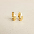 Romantic Gold Earring for Special Moments