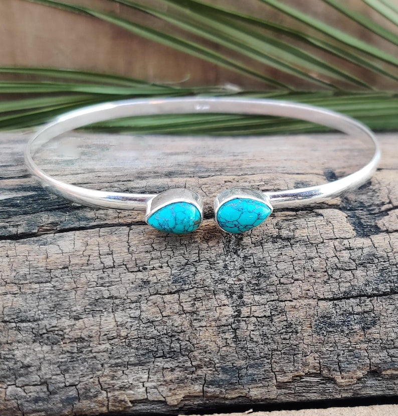 Beautiful Bracelet with Unique Style