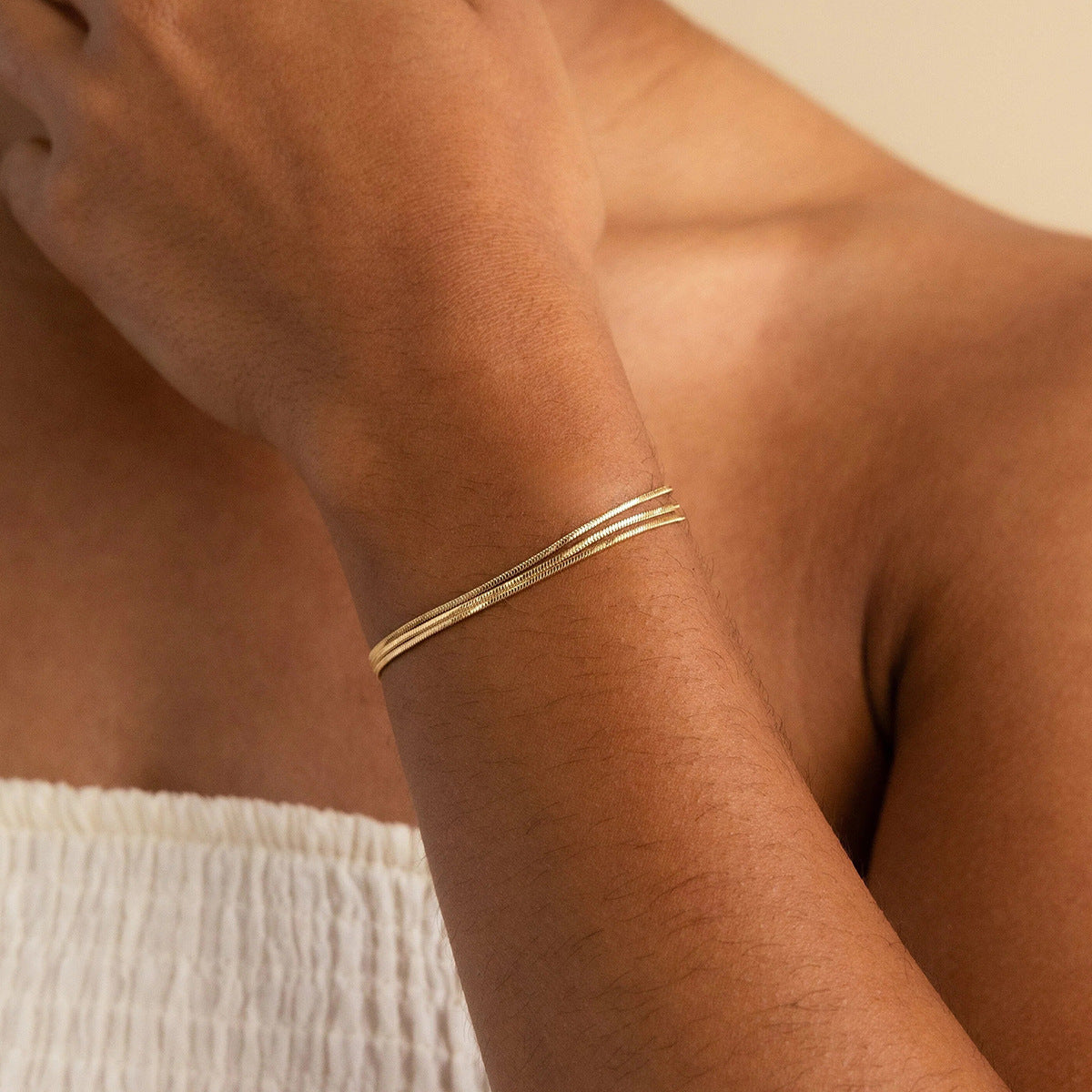 Charming Gold Bracelet for Any Occasion