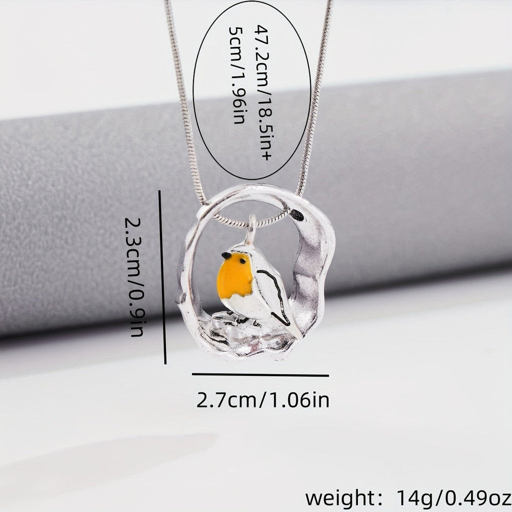 Vintage Artisan Silver Robin Bird Charm Necklace