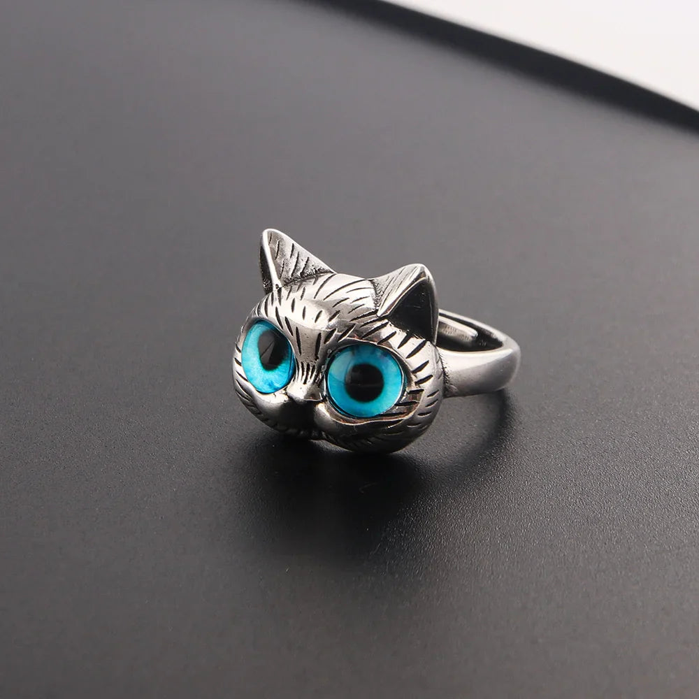 Blue-Eyed Cat Ring – Playful Vintage Silver Animal Ring For Cat Lovers