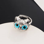 Blue-Eyed Cat Ring – Playful Vintage Silver Animal Ring For Cat Lovers