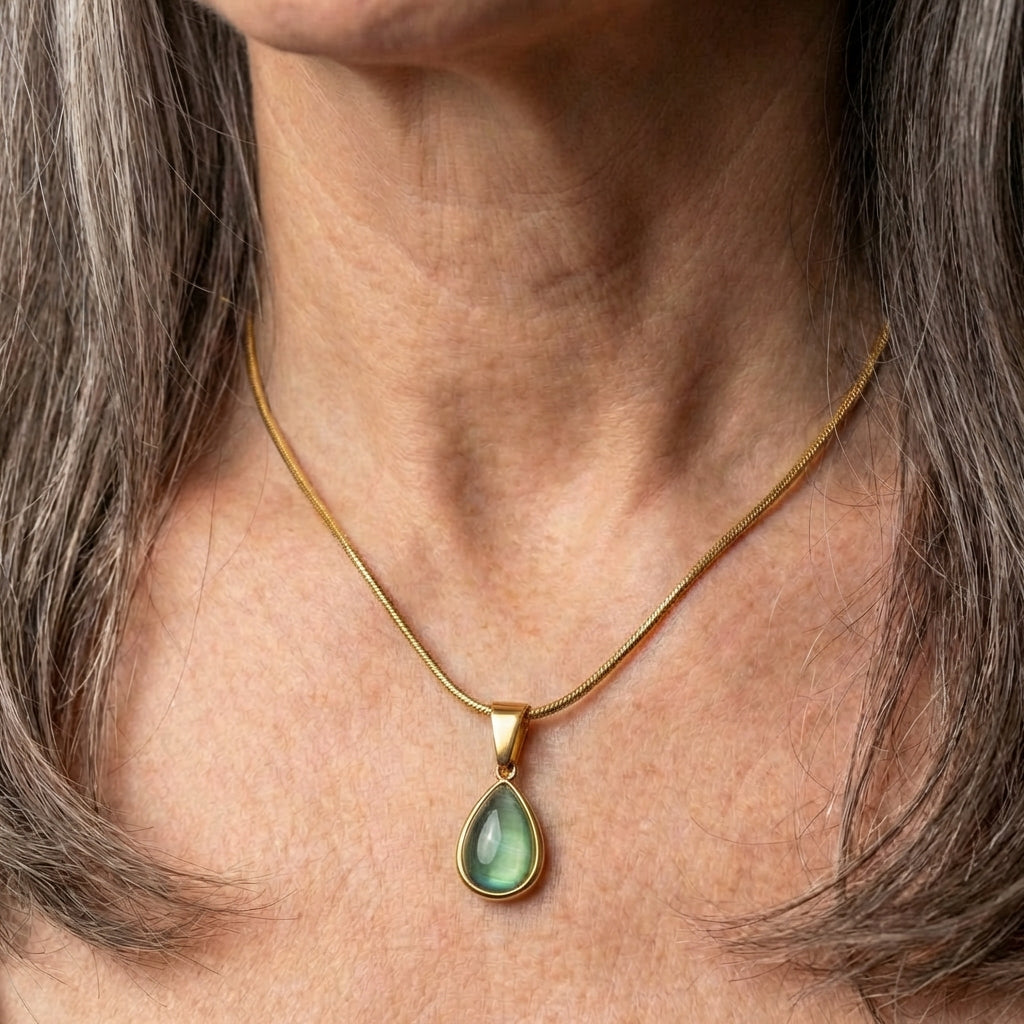 Vintage Green Crystal Water Drop Necklace