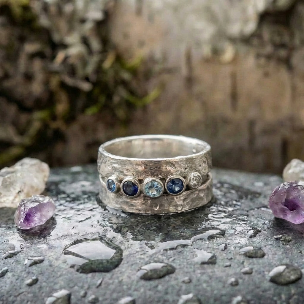 Vintage Silver Inlaid Blue Stones Ring