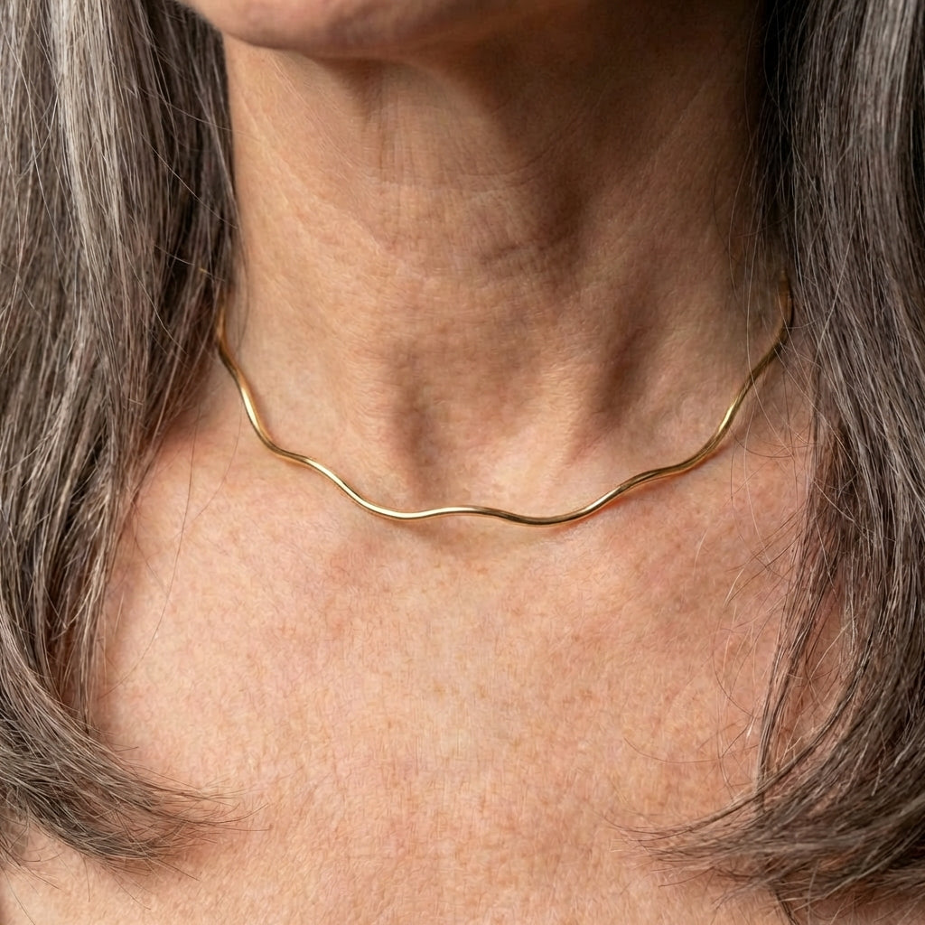 Vintage Thin Golden Necklace