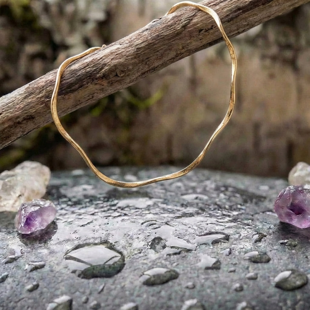 Vintage Thin Golden Necklace