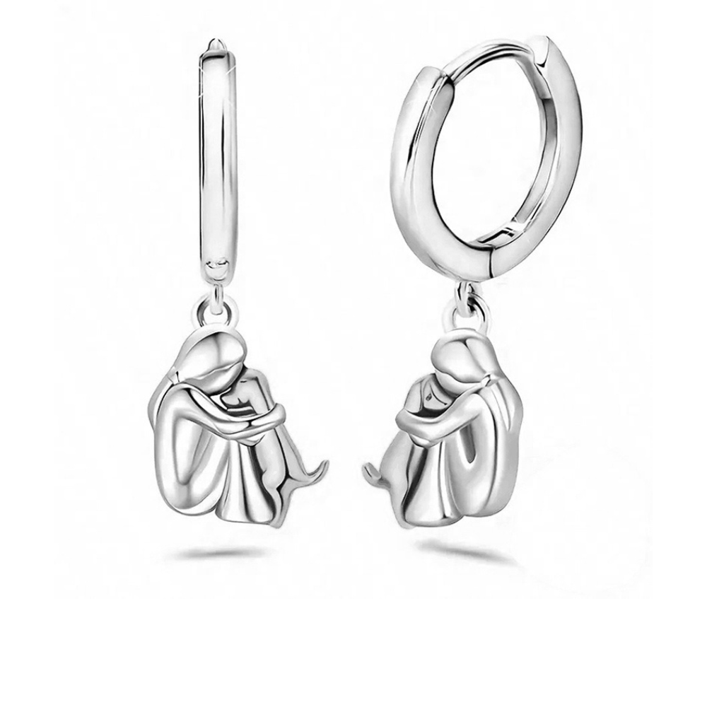 Hug Pendant Necklace With Bonus Earrings – Offer