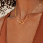 Linked Pendant Infinity Necklace