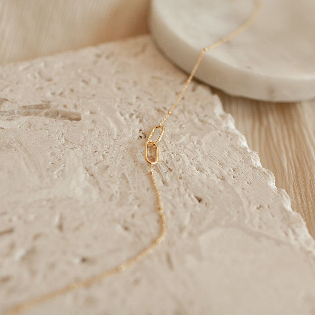 Linked Pendant Infinity Necklace