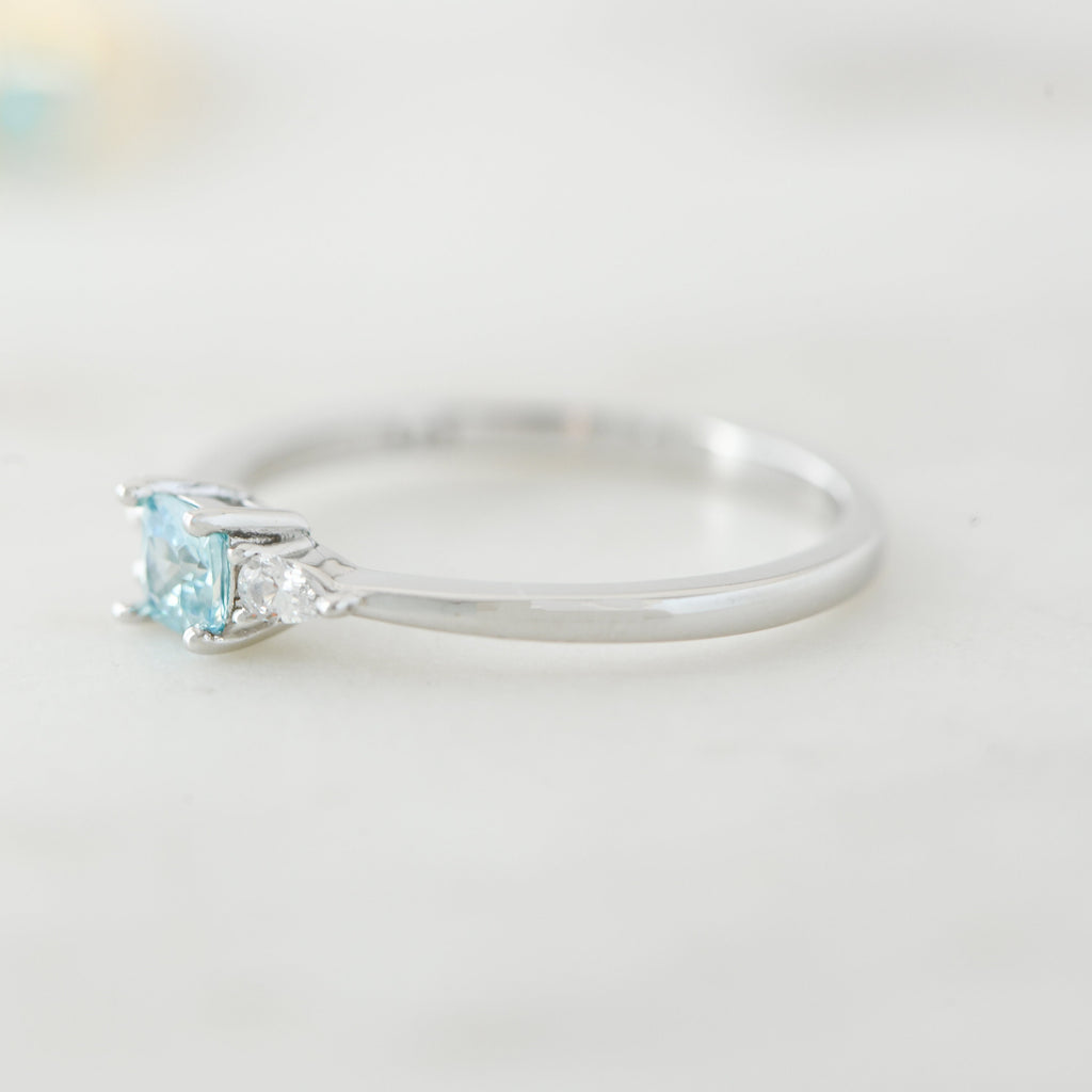 Aquamarine Gold Minimalist Ring