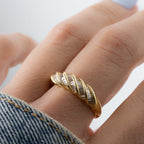 Twist Baguette Stacking Ring
