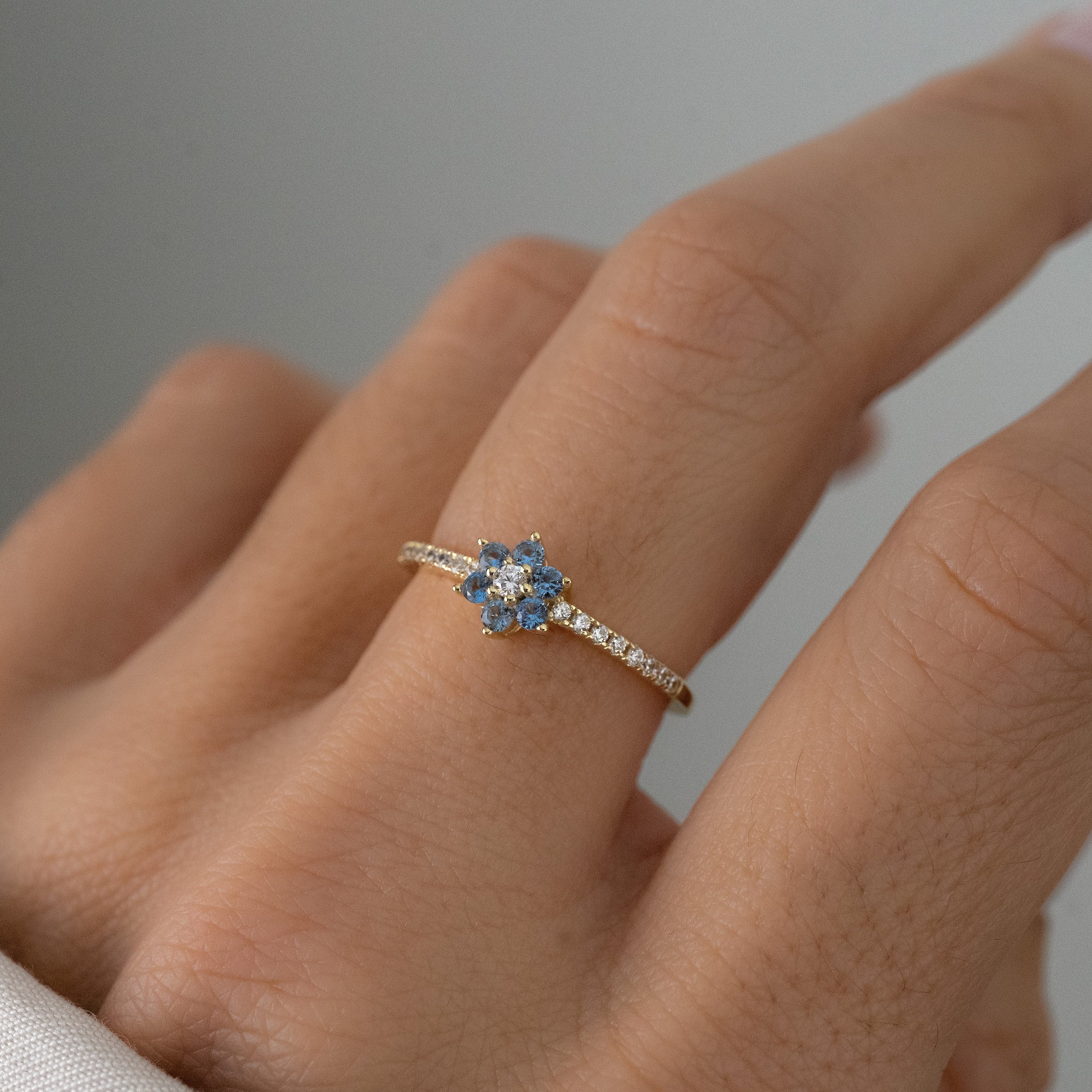 Aquamarine Gold Minimalist Ring