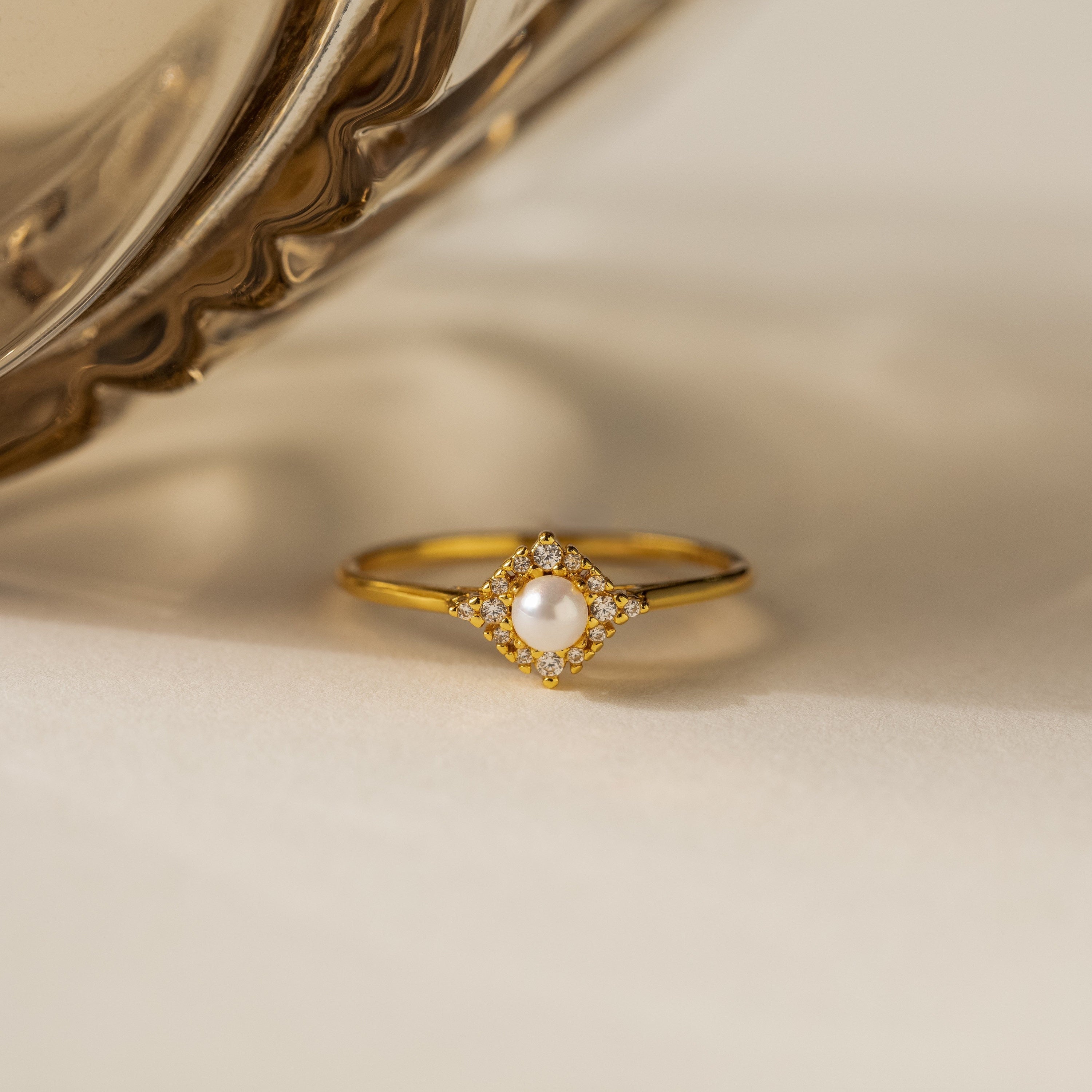 Vintage Pearl & Diamond Ring