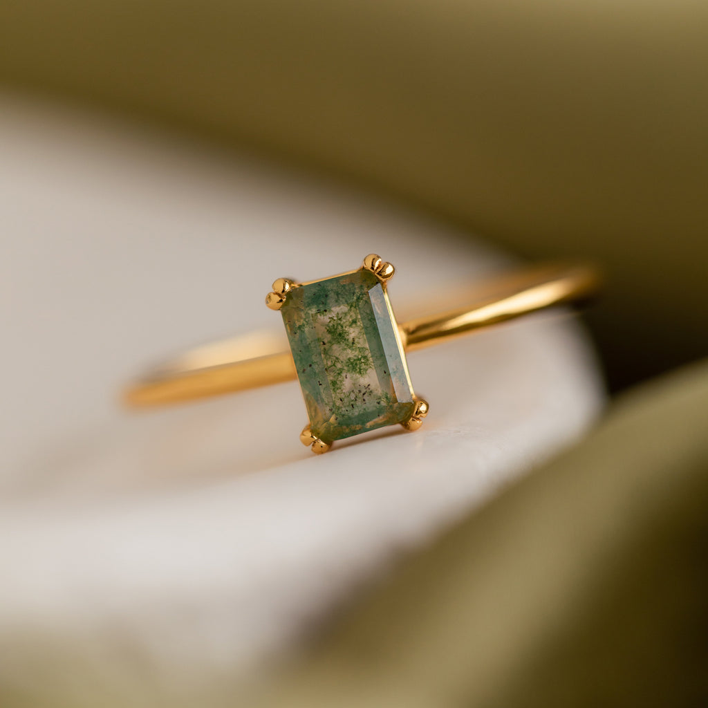 Agate Emerald Ring by Caitlyn Minimalist • Green Crystal Gemstone Ring • Vintage Art Deco Jewelry • Promise Ring • Anniversary Gift • RR086
