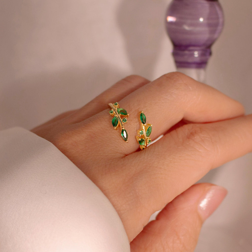 Emerald Adjustable Leaf Ring