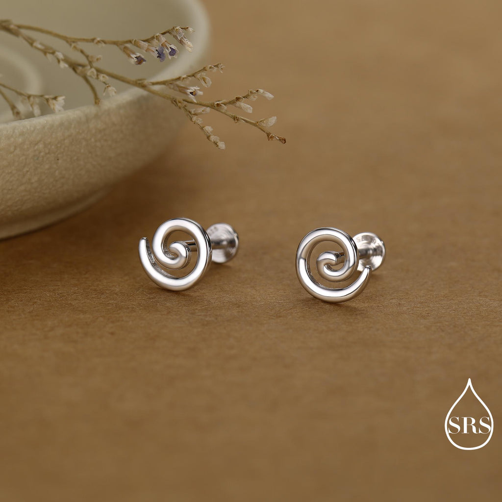 Koru Circle Spiral 16G Internally Threaded Flat Back Earrings in Sterling Silver