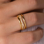 Diamond Twist Ring Gold