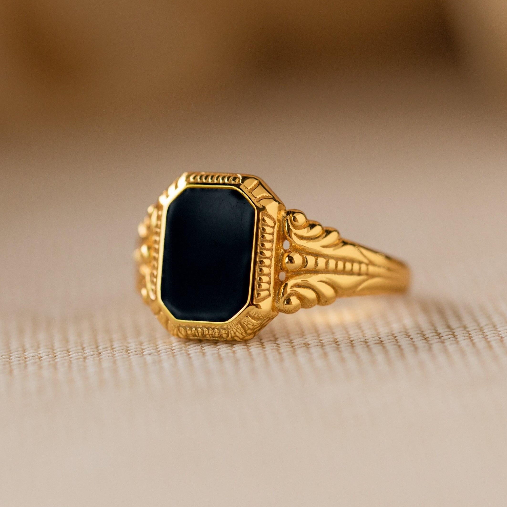 Vintage Black Signet Ring by Caitlyn Minimalist • Black Mens Ring • Chunky Ring • Statement Unisex Ring • Anniversary Gift for Him • RR108