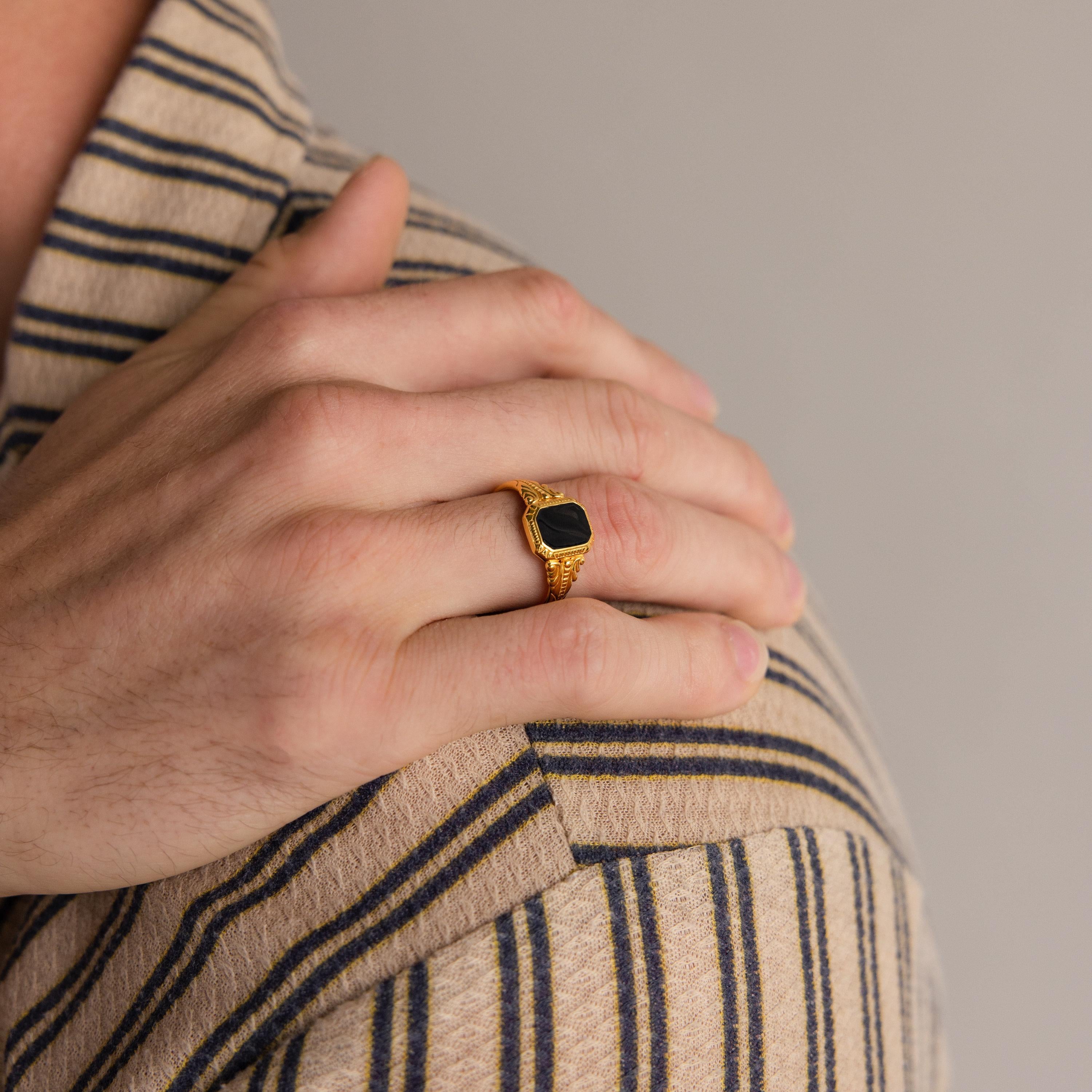 Vintage Black Signet Ring by Caitlyn Minimalist • Black Mens Ring • Chunky Ring • Statement Unisex Ring • Anniversary Gift for Him • RR108