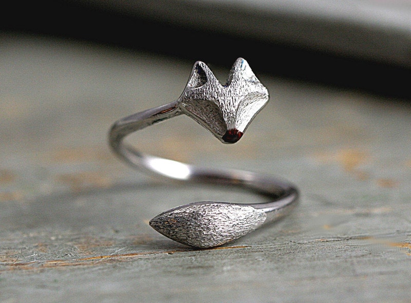 Sterling Silver Fox Ring with Adjustable Twisted Band and Enamel Nose
